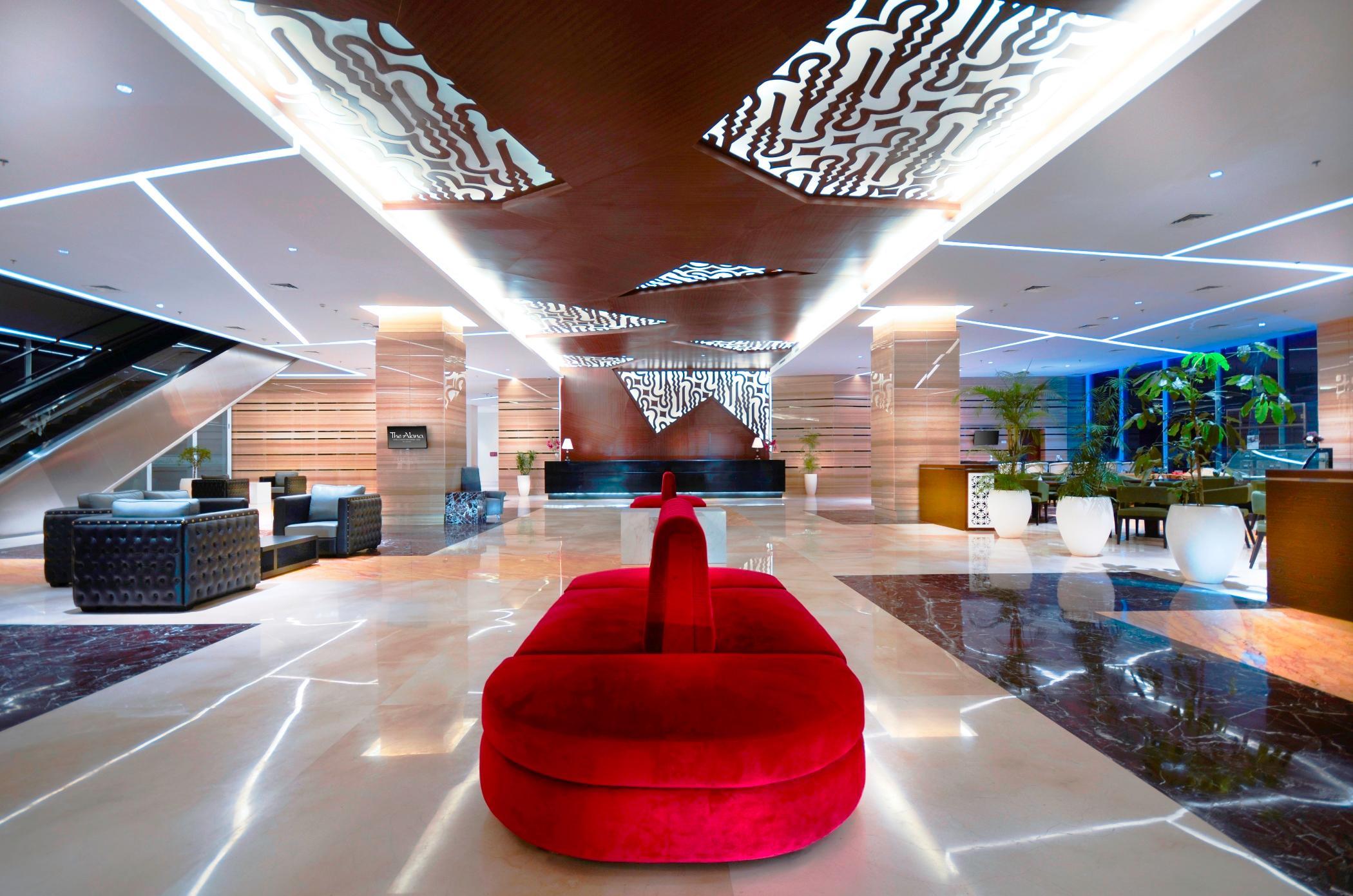 The Alana Hotel & Convention Center Solo By Aston Extérieur photo